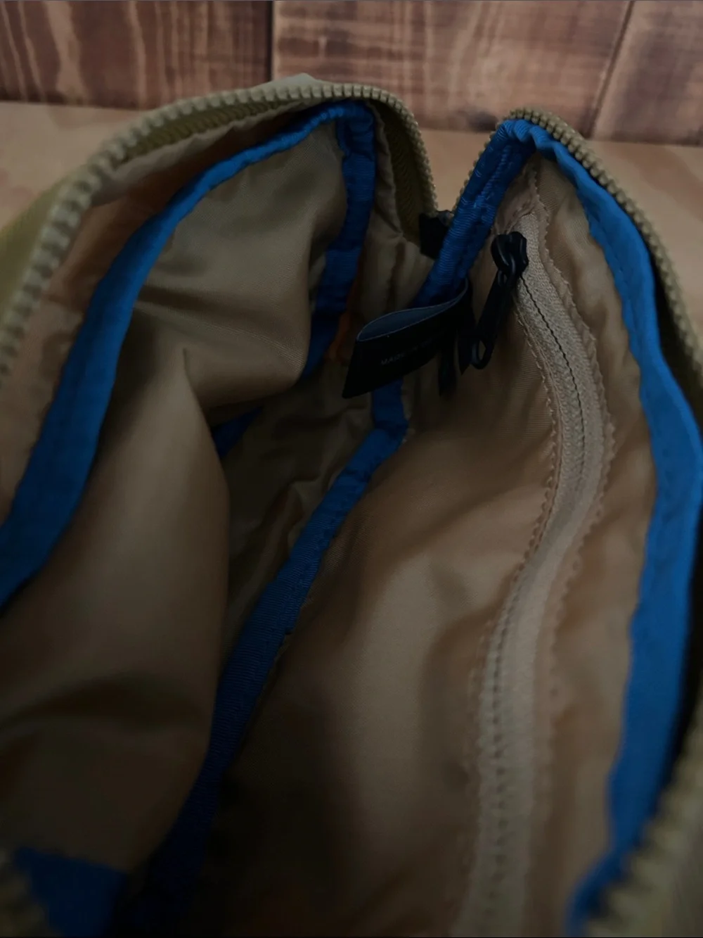 Timbuk2 Khaki Crossbody Pouch with Bright Blue Zipper